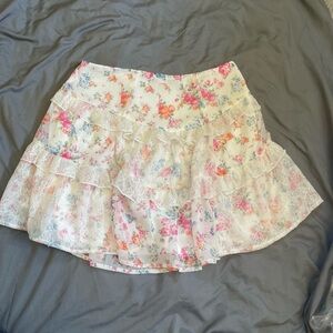 Francesca's Collections Pink and Cream Floral Mini Skirt